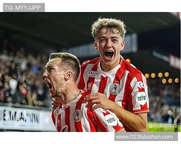 埃因霍温与罗斯托夫的精彩对决揭示足球战术与团队合作的魅力