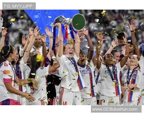 曼城与里昂精彩对决集锦回顾球迷不容错过的瞬间与精彩进球