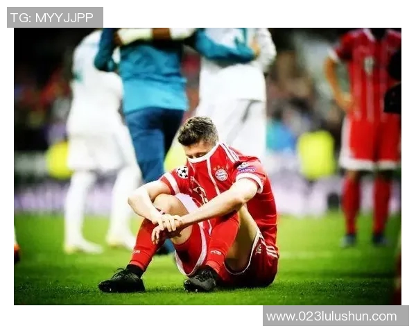 莱万回归安联球场遭拜仁球迷嘘声四起直言忘恩负义情绪高涨